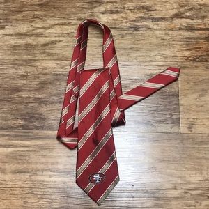 Forty Niners Men’s Tie.